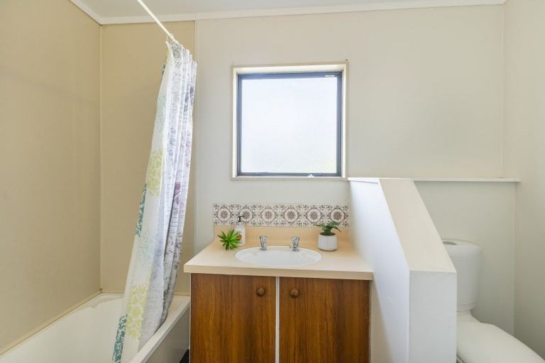 Photo of property in 103b Arawhata Road, Paraparaumu, 5032