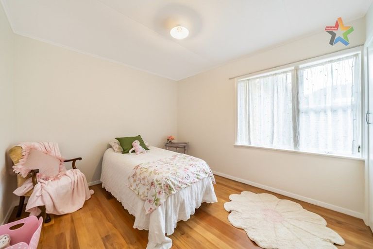 Photo of property in 39 Ruthven Road, Wainuiomata, Lower Hutt, 5014