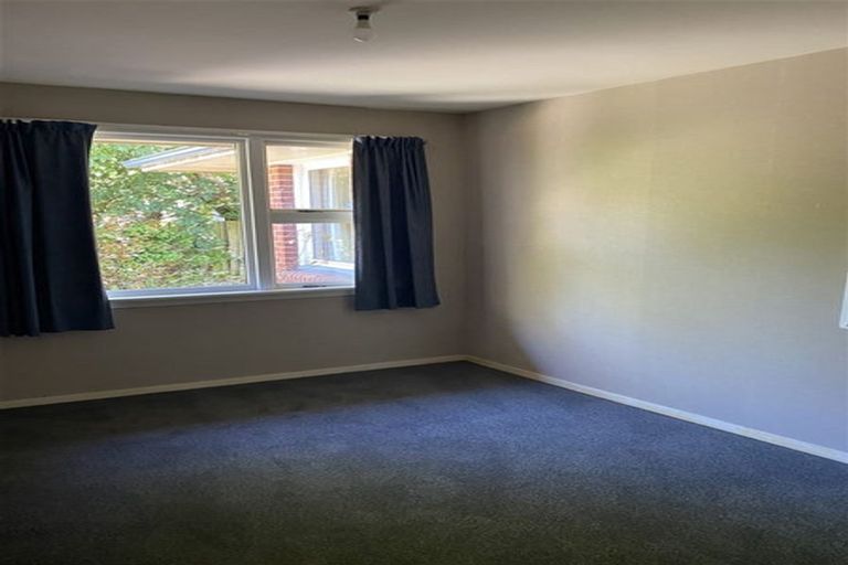 Photo of property in 16 Mclellan Place, Ilam, Christchurch, 8041