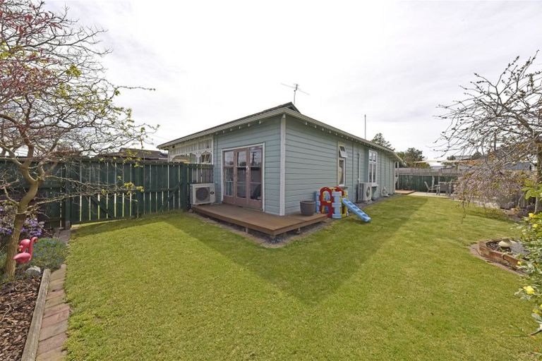 Photo of property in 64 Simeon Street, Spreydon, Christchurch, 8024
