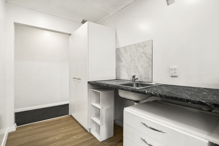 Photo of property in 44 Waldron Crescent, Green Island, Dunedin, 9018