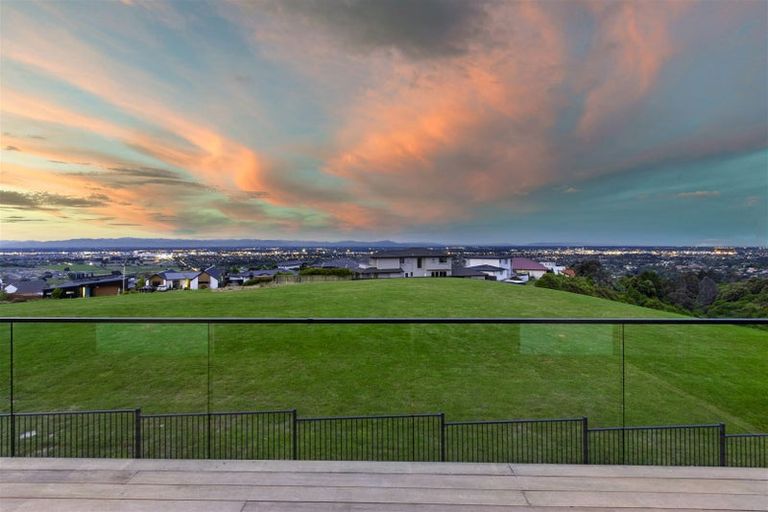 Photo of property in 129 Penruddock Rise, Westmorland, Christchurch, 8025