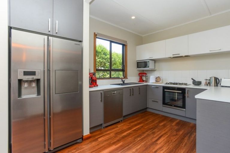 Photo of property in 70 Tom Parker Avenue, Marewa, Napier, 4110