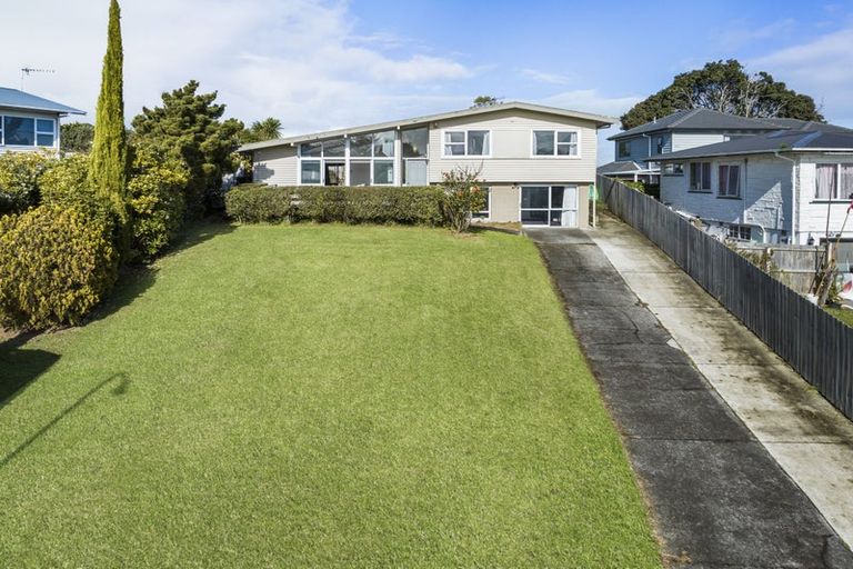 Photo of property in 46 Cardiff Road, Pakuranga, Auckland, 2010