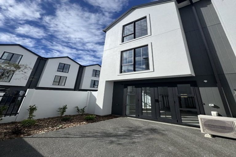 Photo of property in 5/104 Peterborough Street, Christchurch Central, Christchurch, 8013