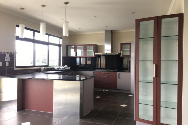 Photo of property in 3 The Enclave, Totara Heights, Auckland, 2105