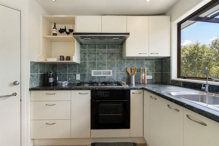 Photo of property in 154 Stapleford Crescent, Browns Bay, Auckland, 0630