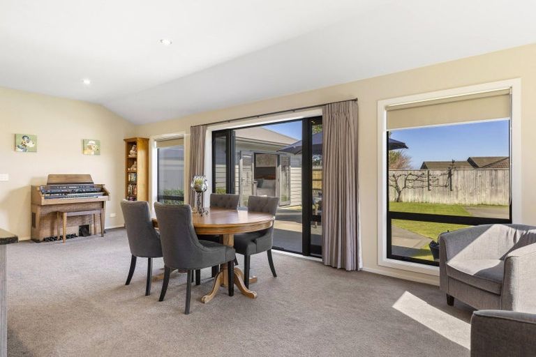 Photo of property in 128 Victory Drive, Wharewaka, Taupo, 3330