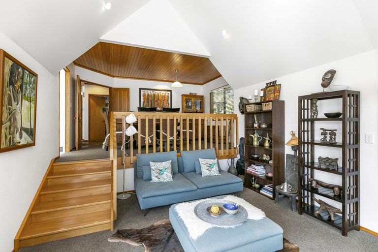 Photo of property in 5 The Crowsnest, Whitby, Porirua, 5024