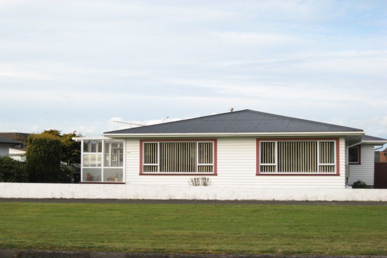 Photo of property in 14 Miranda Street, Stratford, 4332