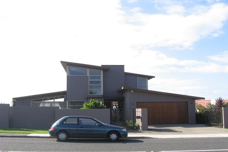 Photo of property in 54 Balmain Road, Chatswood, Auckland, 0626