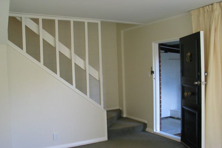 Photo of property in 70a Churton Drive, Churton Park, Wellington, 6037