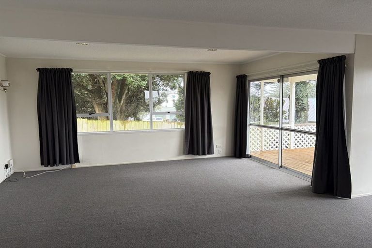 Photo of property in 1116 Papamoa Beach Road, Papamoa Beach, Papamoa, 3118