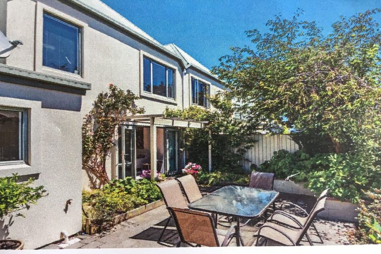 Photo of property in 4/61 Champion Street, Edgeware, Christchurch, 8013