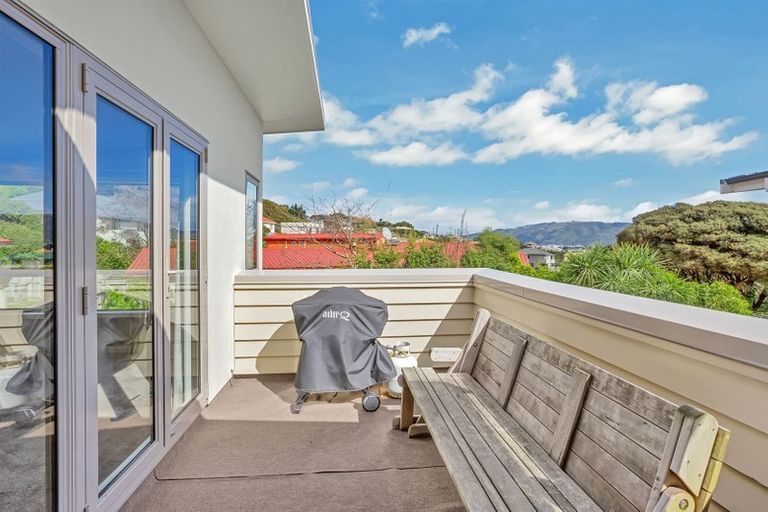 Photo of property in 3a Cromarty Place, Papakowhai, Porirua, 5024