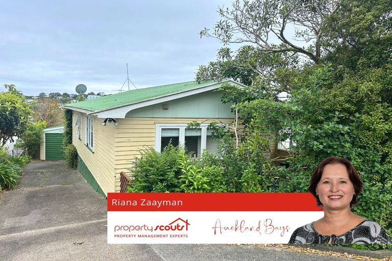 Photo of property in 1/12 Holiday Road, Stanmore Bay, Whangaparaoa, 0932