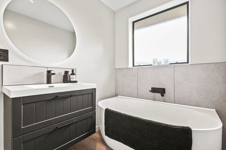 Photo of property in 68b Fairweather Crescent, Kaiapoi, 7630