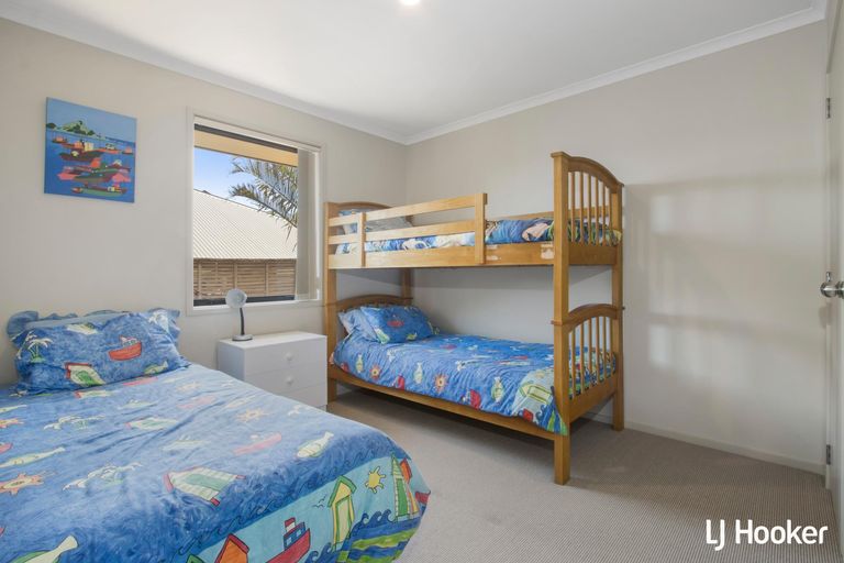 Photo of property in 16 Reo Crescent, Waihi Beach, 3611