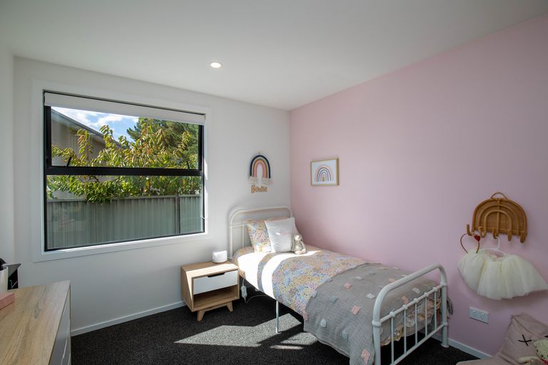 Photo of property in 12 Walker Place, Alexandra, 9320