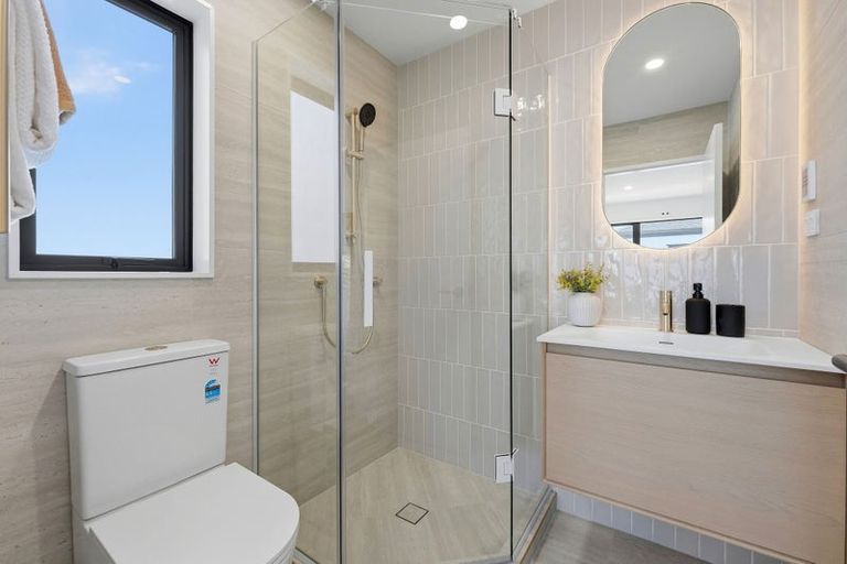 Photo of property in 8a Stanley Avenue, Milford, Auckland, 0620
