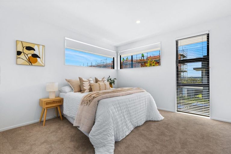 Photo of property in 35 Carder Court, Hobsonville, Auckland, 0618