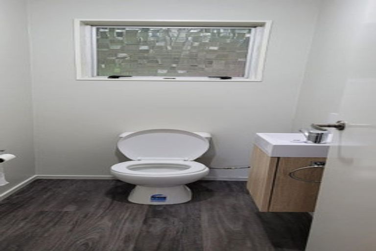 Photo of property in 25b Woodvale Grove, Fairfield, Lower Hutt, 5011