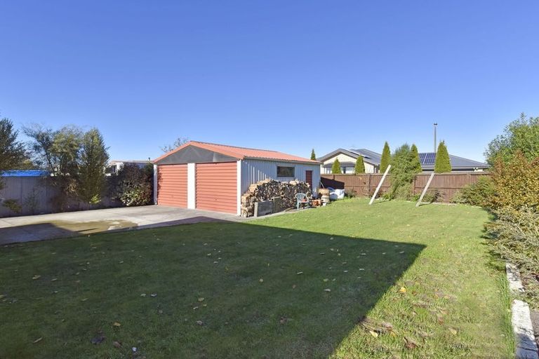 Photo of property in 23 Roberts Road, Hei Hei, Christchurch, 8042