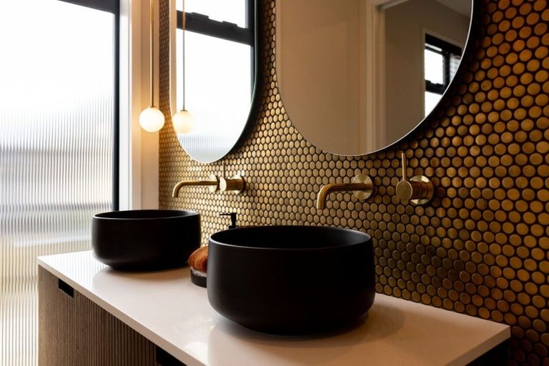 Photo of property in 12 Kotuitui Drive, Wainui, 0992