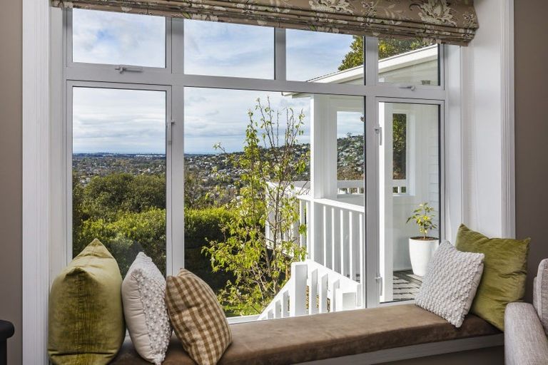 Photo of property in 2 Whareora Terrace, Cashmere, Christchurch, 8022