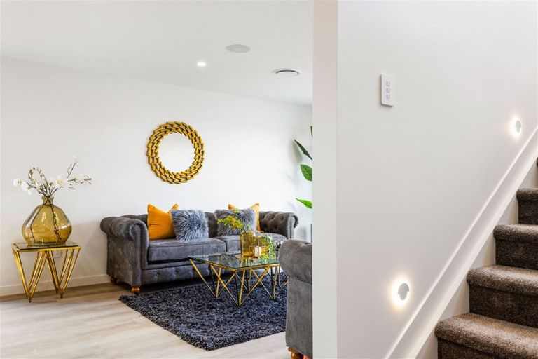 Photo of property in 3 Matuka Lane, Ranui, Auckland, 0612