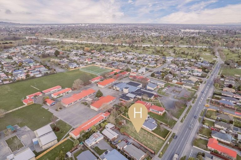 Photo of property in 106 Breezes Road, Avondale, Christchurch, 8061