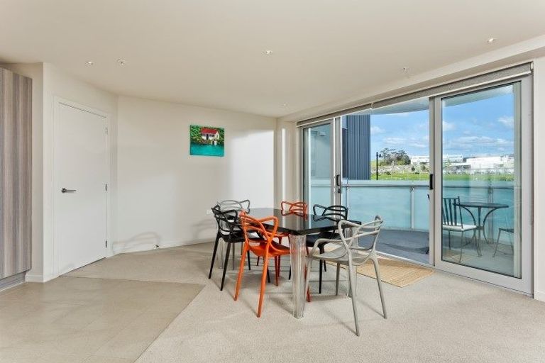 Photo of property in 604/27 Don Mckinnon Drive, Albany, Auckland, 0632