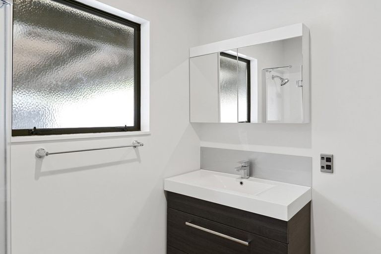 Photo of property in 17a Martin Avenue, Wakefield, 7025