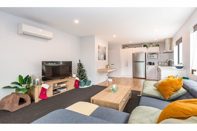 Photo of property in 25 Piripiri Place, Broomfield, Christchurch, 8042