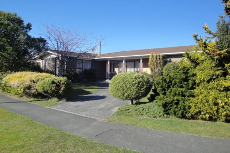 Photo of property in 76 Belvedere Avenue, Waikanae, 5036
