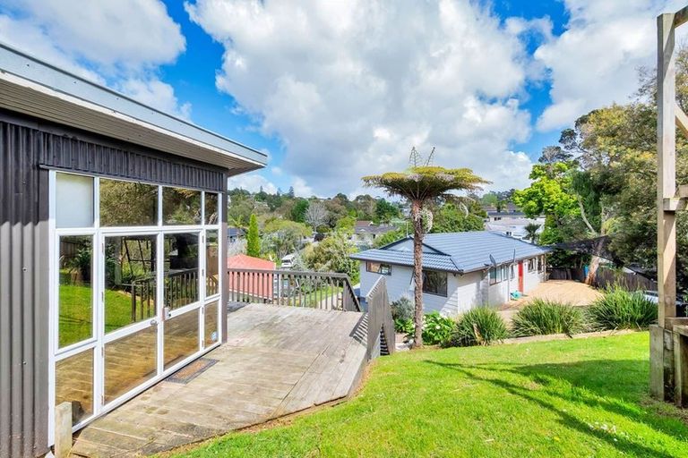 Photo of property in 28 Cranston Street, Torbay, Auckland, 0632