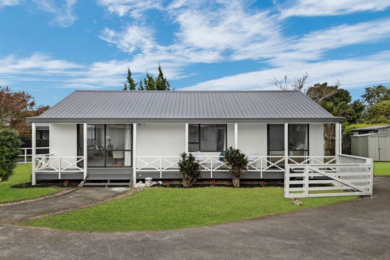 Photo of property in 3/9 Ireland Place, Ranui, Auckland, 0612