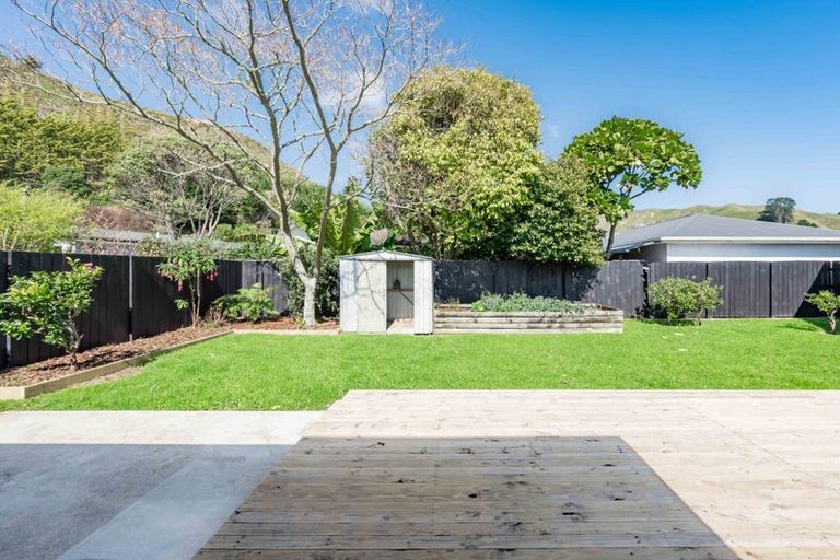 Photo of property in 87 Elizabeth Street, Waikanae, 5036