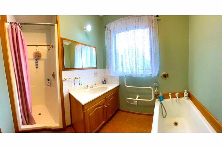 Photo of property in 121 Clyde Road, Wairoa, 4108