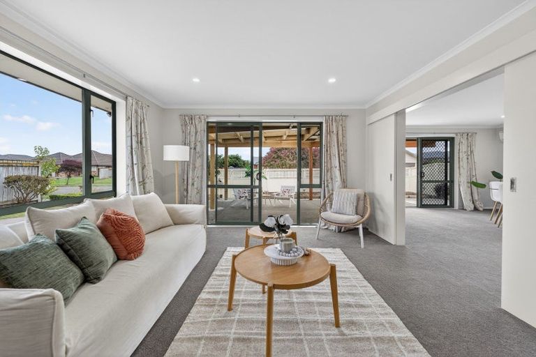 Photo of property in 42 Brooklyn Heights Drive, Kelvin Grove, Palmerston North, 4414