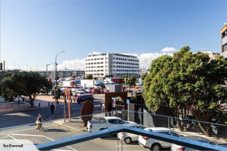 Photo of property in Piermont Apartments, 1h/82 Cable Street, Te Aro, Wellington, 6011