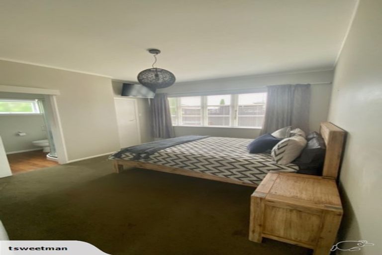 Photo of property in 15 Bernard Street, Avenues, Whangarei, 0110