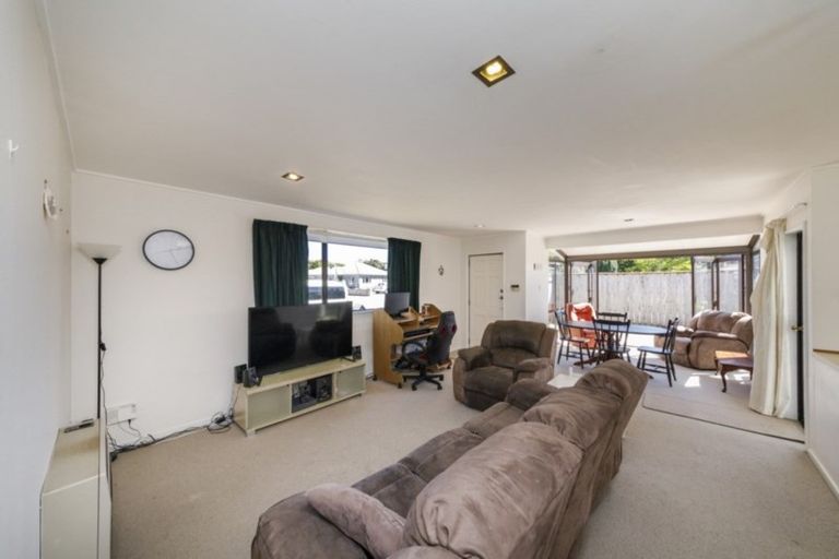 Photo of property in 237 Vogel Street, Roslyn, Palmerston North, 4414