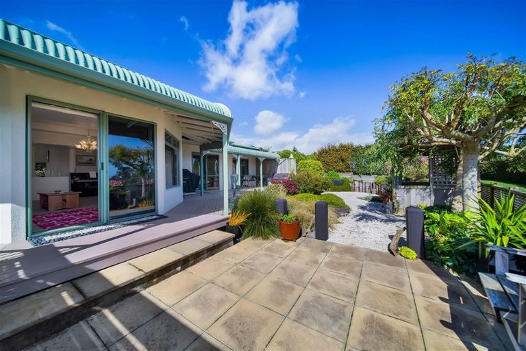 Photo of property in 104b Queens Road, Glen Avon, New Plymouth, 4312