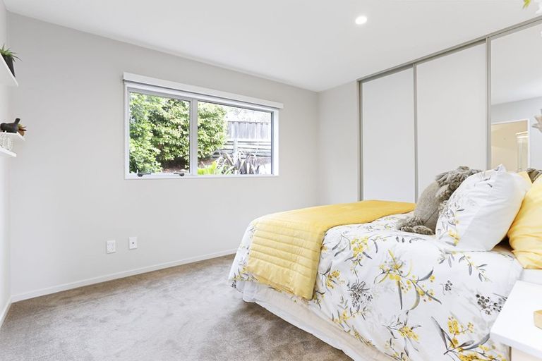 Photo of property in 141a Arran Road, Browns Bay, Auckland, 0630