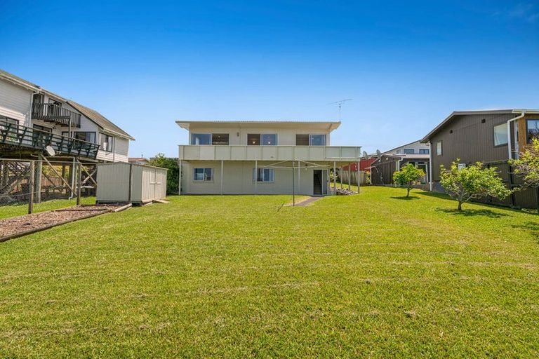Photo of property in 8 Kotuku Place, Snells Beach, 0920