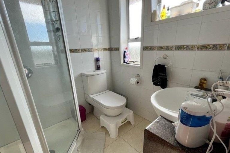 Photo of property in 54 Sorrel Crescent, Bucklands Beach, Auckland, 2012