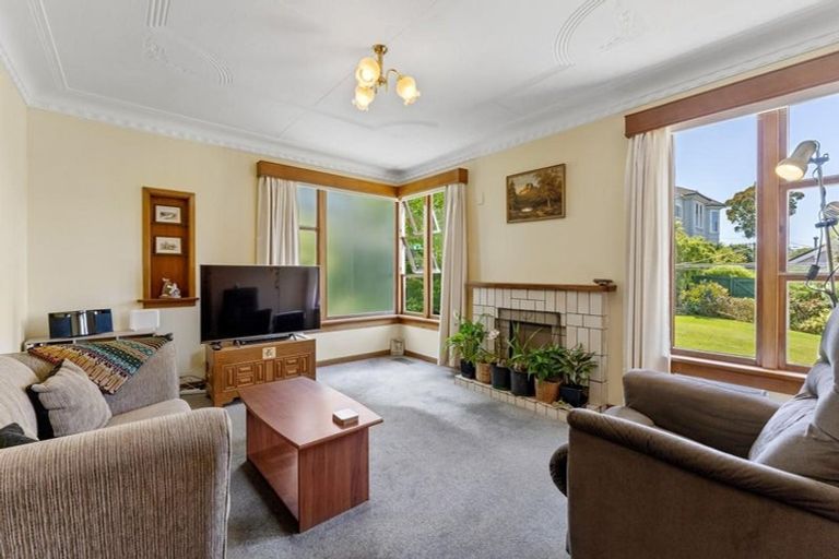Photo of property in 21 Cochrane Street, Mornington, Dunedin, 9011