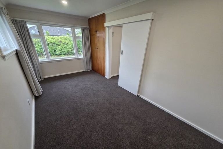 Photo of property in 11 Grimseys Road, Redwood, Christchurch, 8051