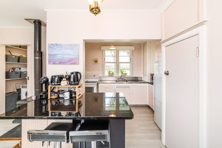 Photo of property in 10 Liverpool Street, Takaro, Palmerston North, 4412